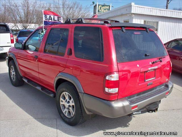 Nissan Pathfinder 2000 photo 5