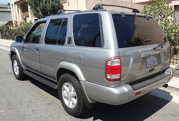 Nissan Pathfinder 2001 photo 4