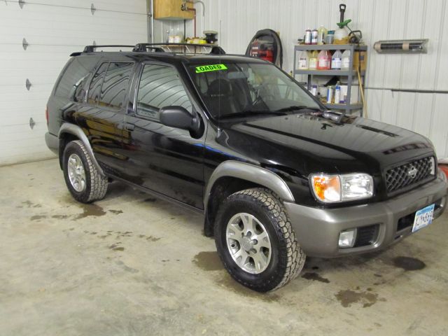 Nissan Pathfinder 2001 photo 3