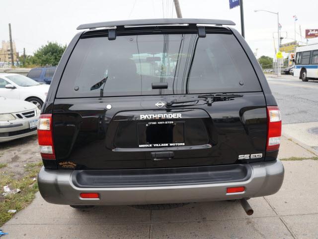 Nissan Pathfinder 2001 photo 2