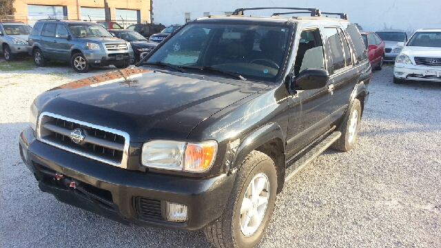 Nissan Pathfinder 2001 photo 2