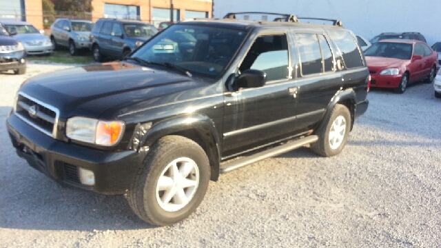 Nissan Pathfinder 2001 photo 4