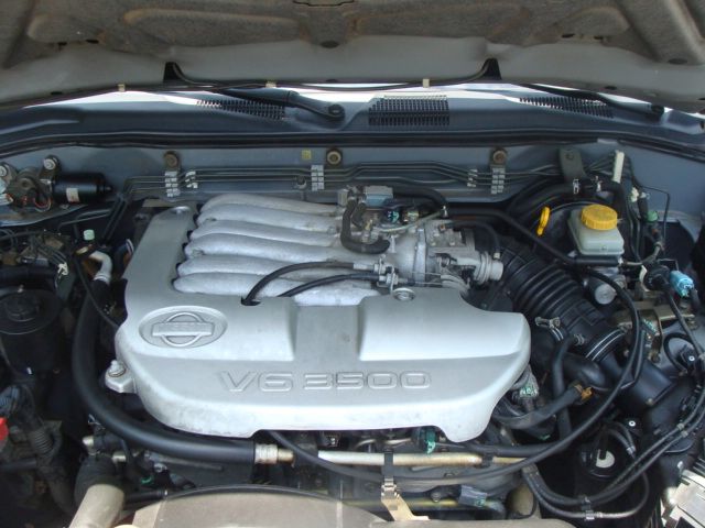 Nissan Pathfinder 2001 photo 11