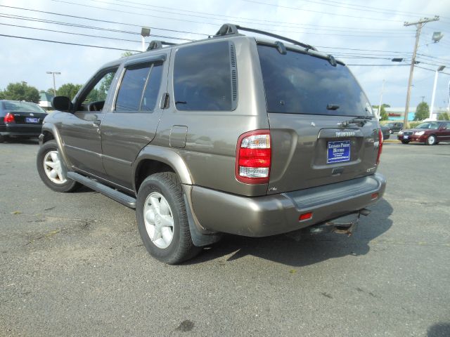 Nissan Pathfinder 2001 photo 2