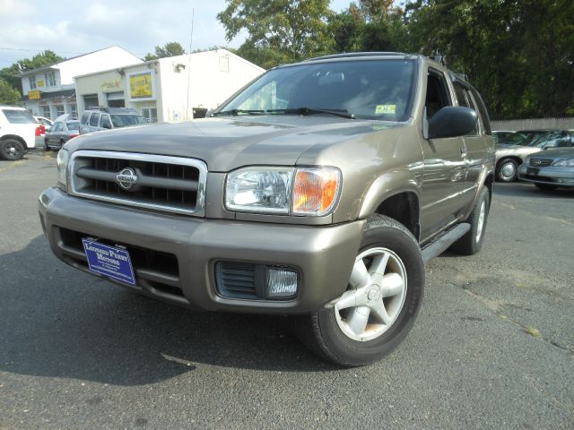 Nissan Pathfinder 2001 photo 4