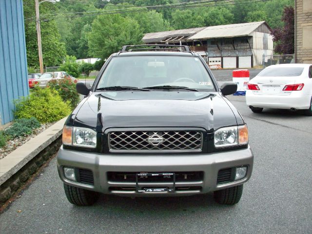 Nissan Pathfinder 2001 photo 3