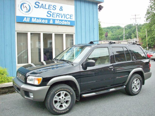 Nissan Pathfinder 2001 photo 4