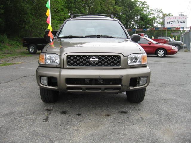 Nissan Pathfinder 2001 photo 17