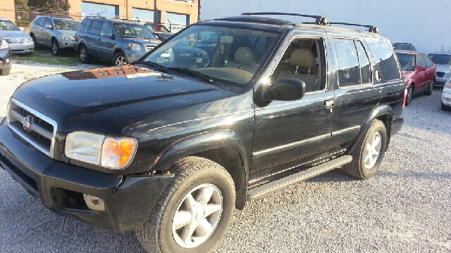 Nissan Pathfinder 2001 photo 4