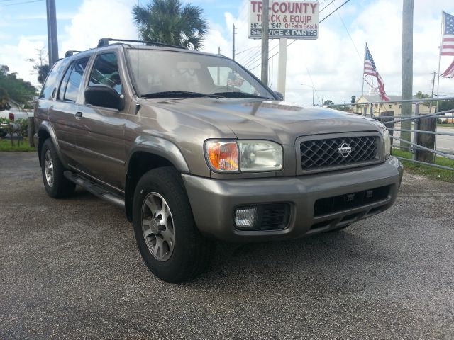 Nissan Pathfinder 2001 photo 7