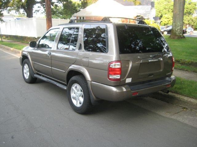 Nissan Pathfinder 2001 photo 3