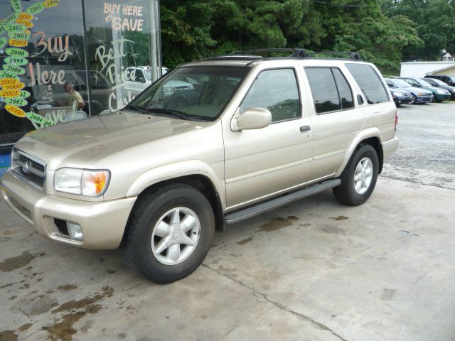 Nissan Pathfinder 2001 photo 4