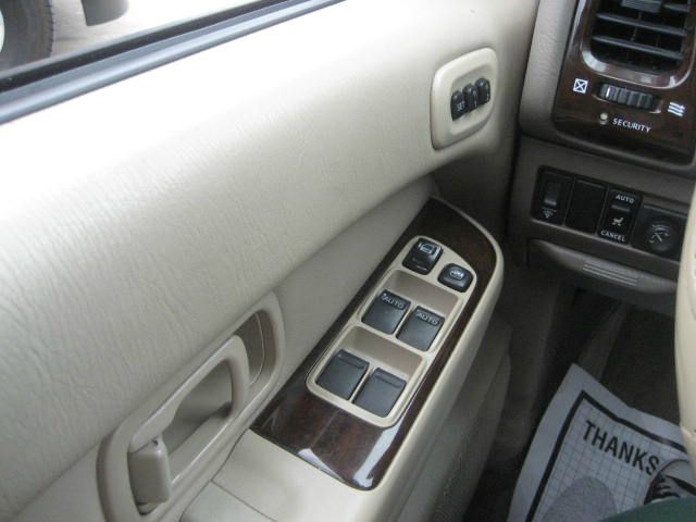 Nissan Pathfinder 2002 photo 5