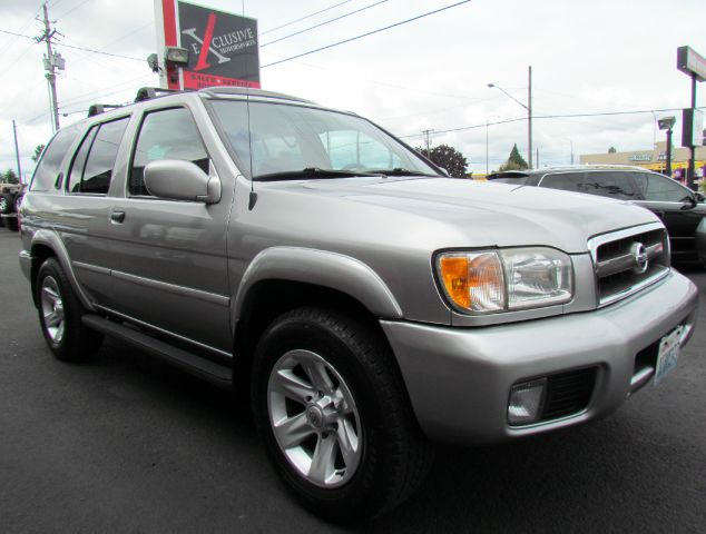 Nissan Pathfinder 2002 photo 4