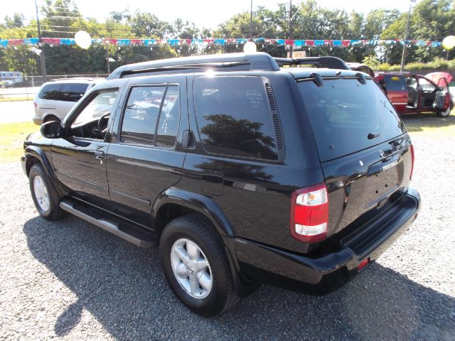 Nissan Pathfinder 2002 photo 4