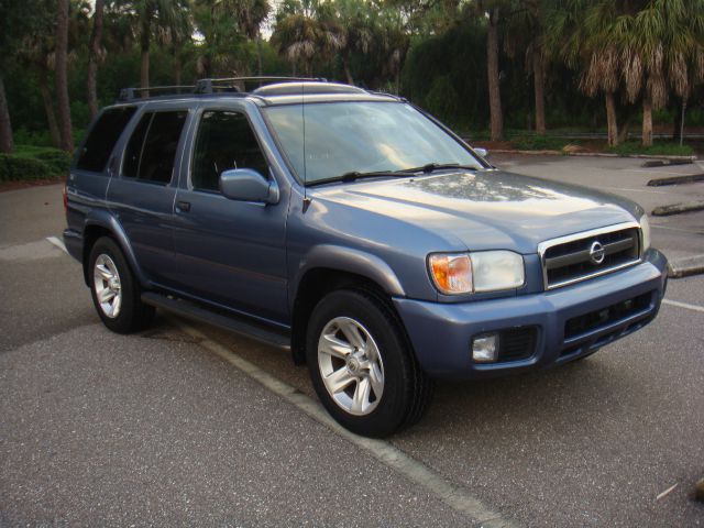 Nissan Pathfinder 2002 photo 4