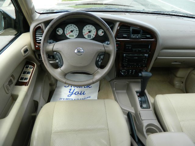 Nissan Pathfinder 2002 photo 13