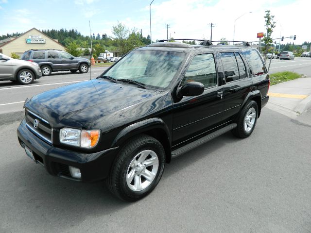 Nissan Pathfinder 2002 photo 2