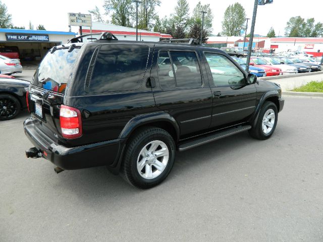 Nissan Pathfinder 2002 photo 3