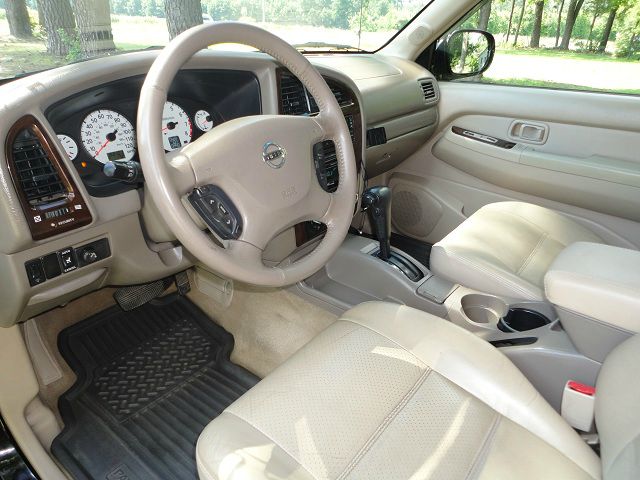 Nissan Pathfinder 2002 photo 4