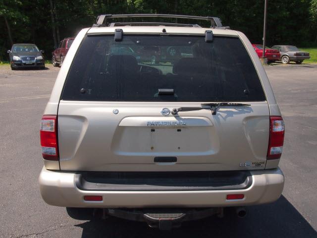 Nissan Pathfinder 2002 photo 3