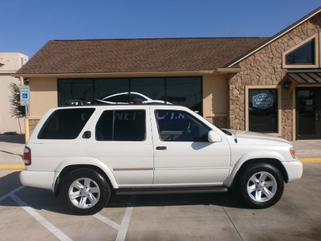 Nissan Pathfinder 2002 photo 3