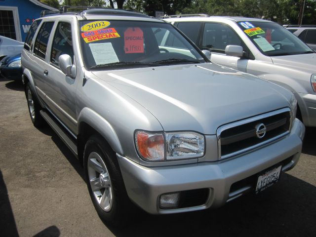 Nissan Pathfinder 2002 photo 4