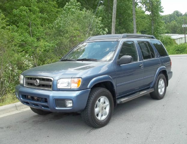 Nissan Pathfinder EX-L W/ DVD System SUV