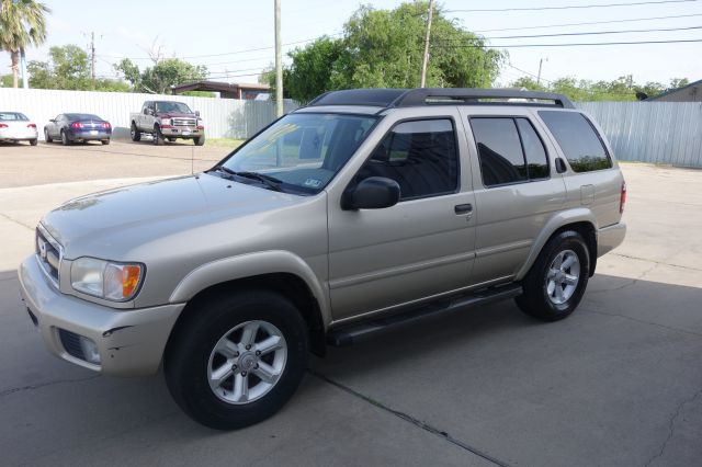 Nissan Pathfinder 2003 photo 2