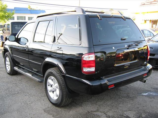 Nissan Pathfinder 2003 photo 3