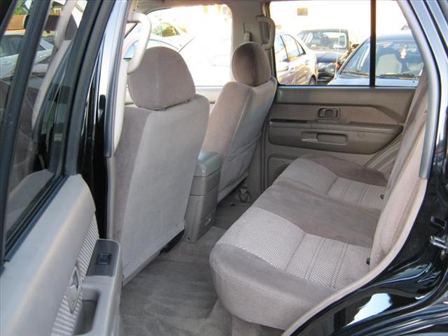 Nissan Pathfinder 2003 photo 4