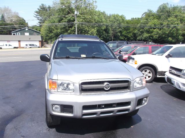 Nissan Pathfinder 2003 photo 9