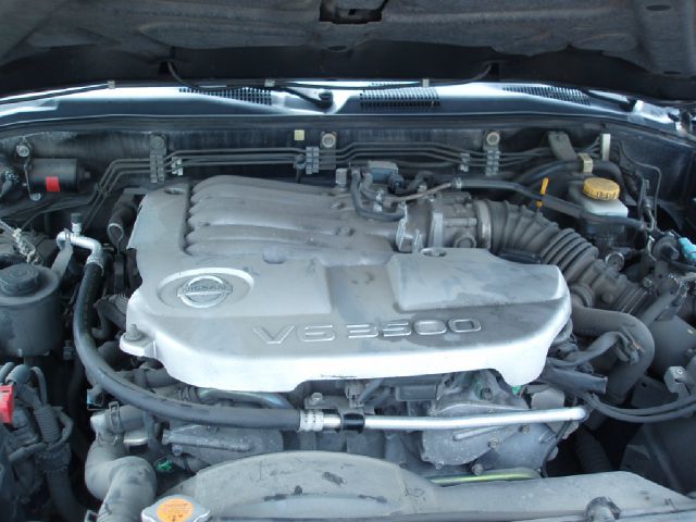 Nissan Pathfinder 2003 photo 1