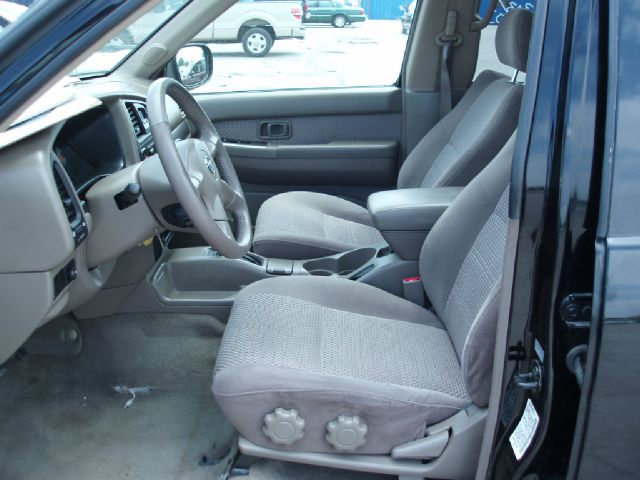 Nissan Pathfinder 2003 photo 18