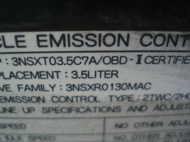 Nissan Pathfinder 2003 photo 8