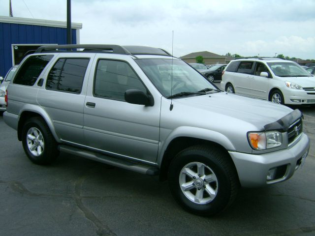 Nissan Pathfinder 2003 photo 5