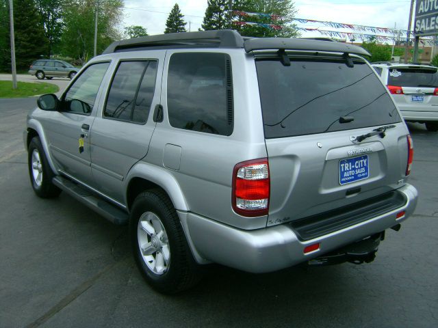 Nissan Pathfinder 2003 photo 6