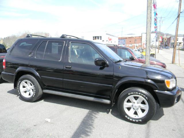 Nissan Pathfinder 2003 photo 3