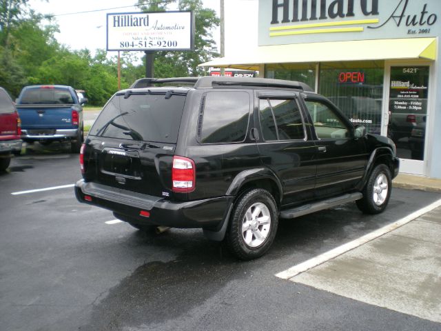 Nissan Pathfinder 2003 photo 1