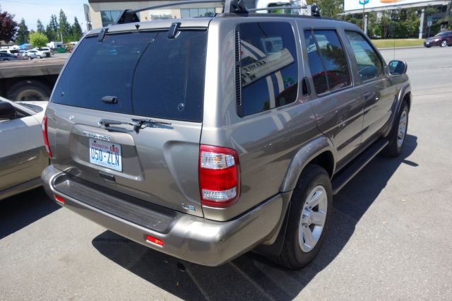 Nissan Pathfinder 2003 photo 6