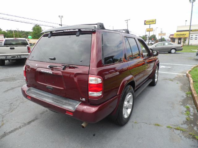 Nissan Pathfinder 2003 photo 2