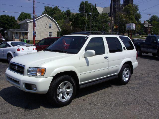 Nissan Pathfinder 2003 photo 4