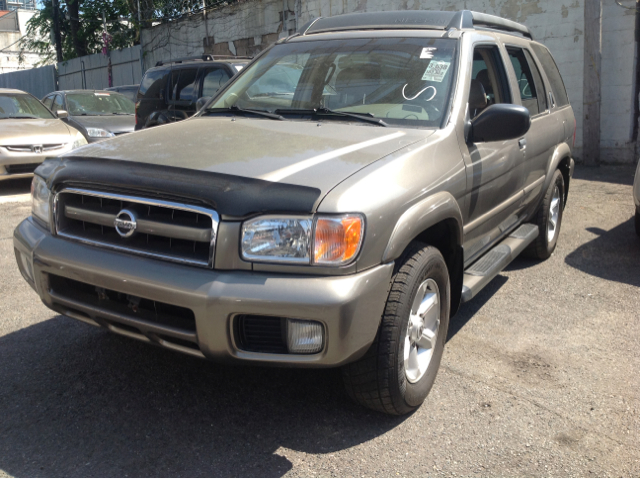 Nissan Pathfinder 2003 photo 8