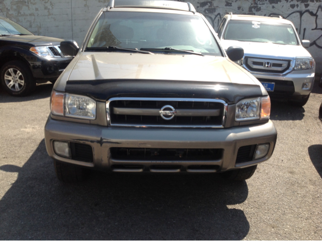 Nissan Pathfinder 2003 photo 9