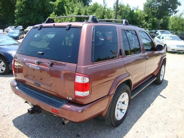 Nissan Pathfinder 2003 photo 3