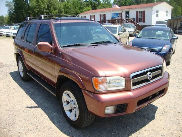 Nissan Pathfinder 2003 photo 4