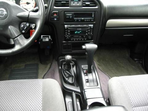 Nissan Pathfinder SE Other