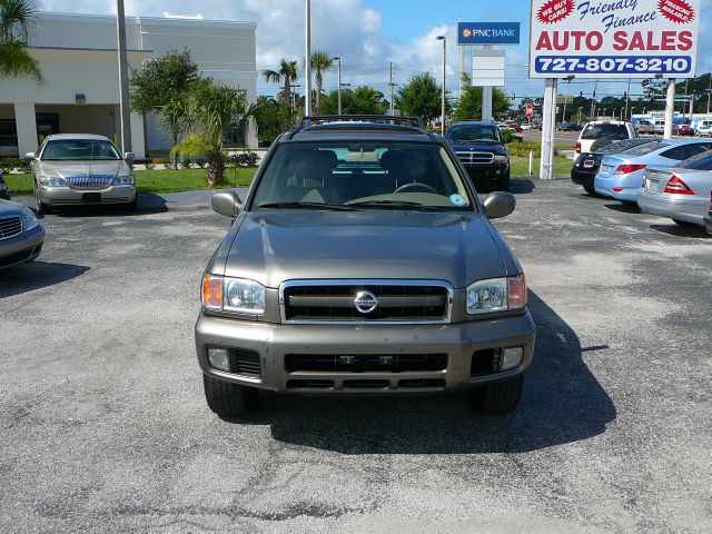 Nissan Pathfinder 2004 photo 4