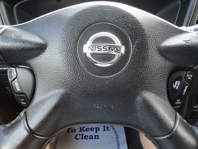 Nissan Pathfinder 2004 photo 7