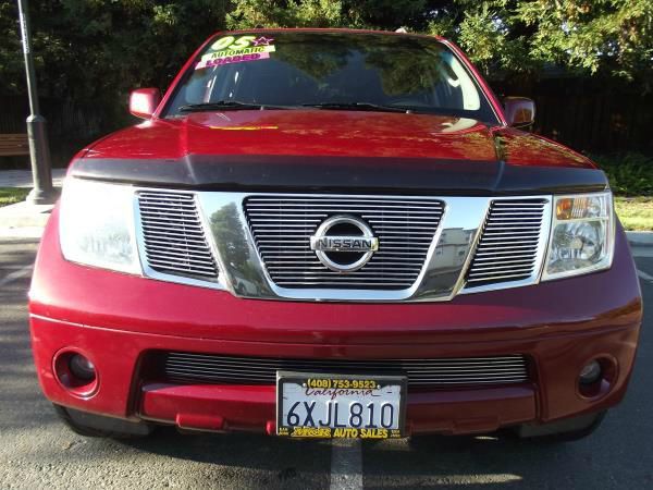 Nissan Pathfinder 2005 photo 3